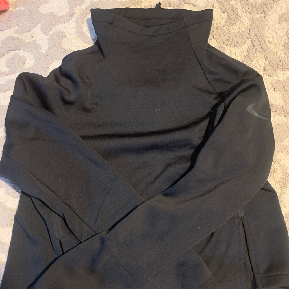 NIKE Medium Black Pullover